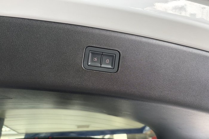 2025 BYD SEALION 8 Dynamic FWD
