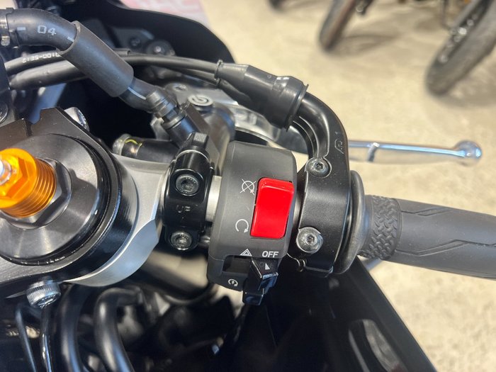 2025 Yamaha YZF-R7HO BLACK