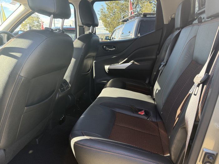 2020 Nissan Navara N-TREK