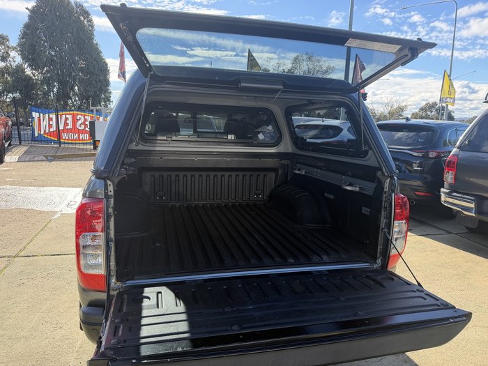 2020 Nissan Navara N-TREK