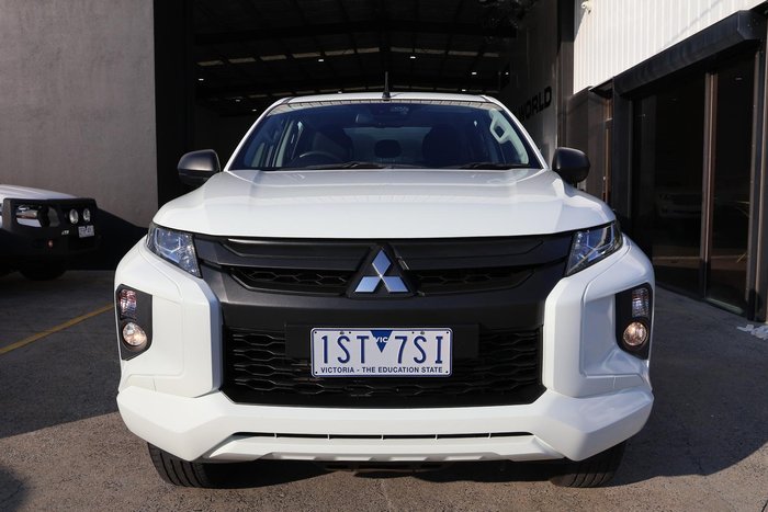 2020 Mitsubishi Triton GLX ADAS