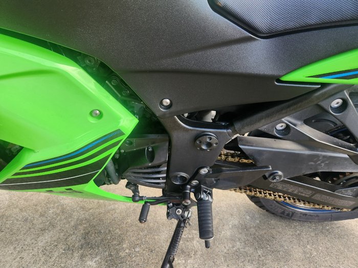 2012 Kawasaki NINJA 250R (EX250) GREEN