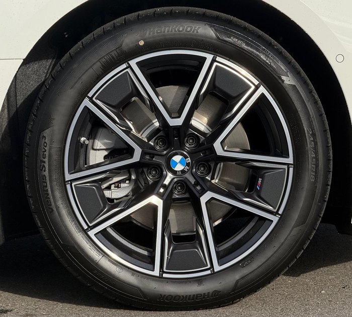 2026 BMW i4 eDrive35