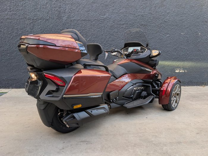 2026 Can-Am Spyder RT Sea-to-Sky Spyder RT Red