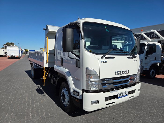 2022 Isuzu Trucks FSR 140/120-260 8 Ton Tipper