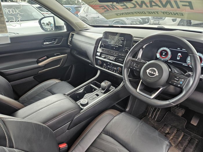 2024 Nissan Pathfinder Ti-L