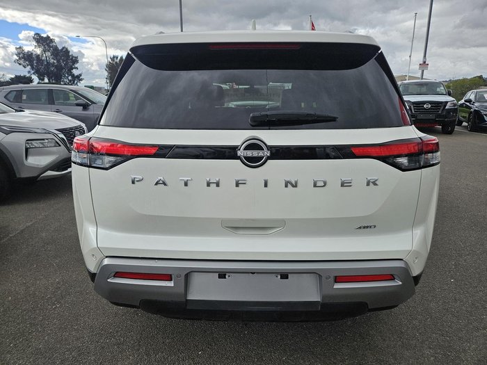 2024 Nissan Pathfinder Ti-L