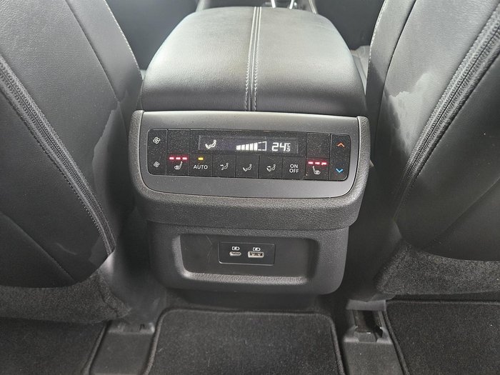 2024 Nissan Pathfinder Ti-L