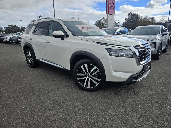 2024 Nissan Pathfinder Ti-L