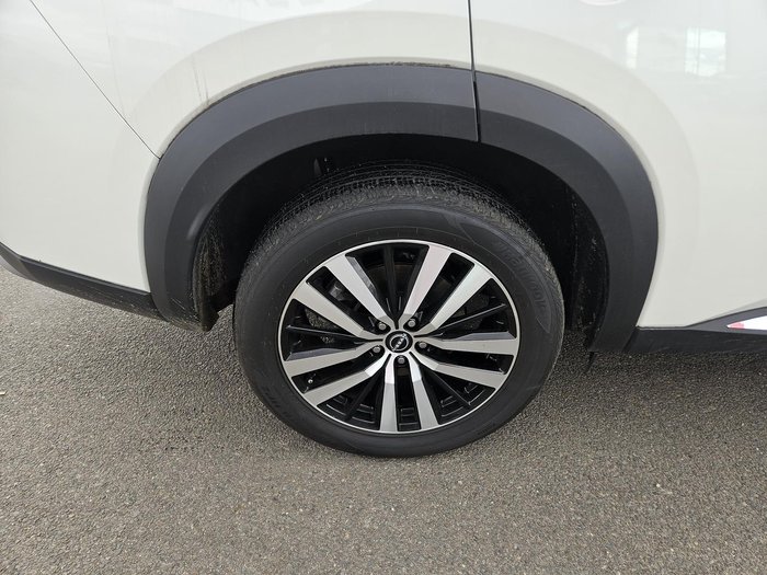 2024 Nissan Pathfinder Ti-L