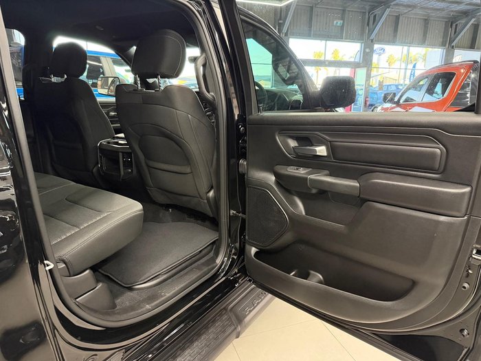 2026 RAM 1500 Express Black Edition Hurricane SO