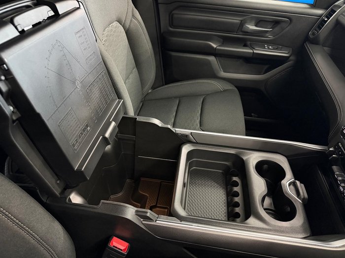 2026 RAM 1500 Express Black Edition Hurricane SO