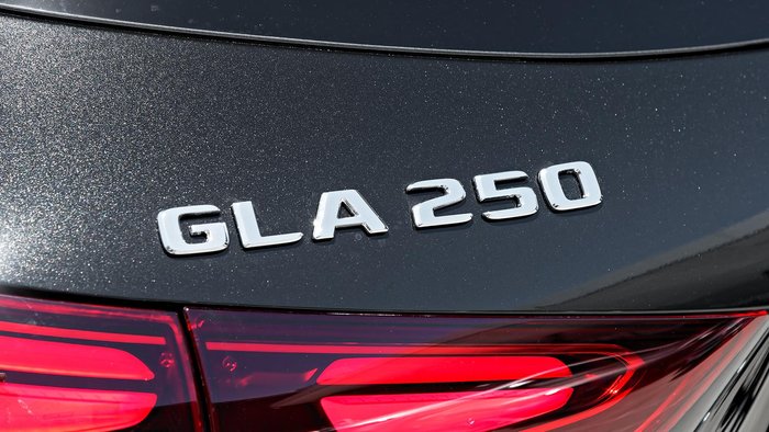 2025 Mercedes-Benz GLA-Class GLA250