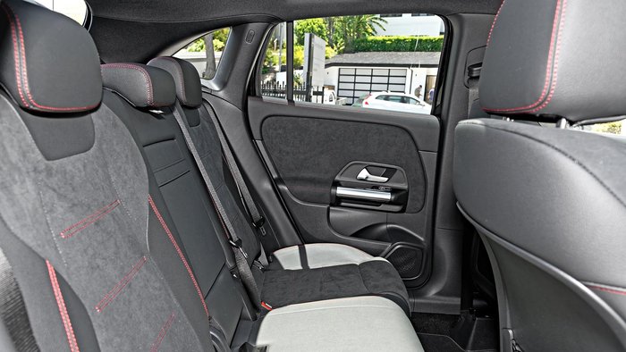 2025 Mercedes-Benz GLA-Class GLA250