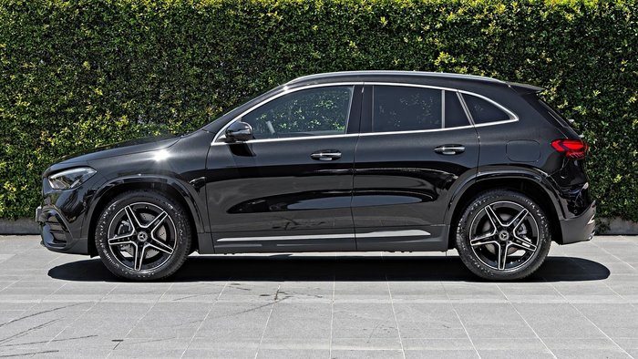 2025 Mercedes-Benz GLA-Class GLA250