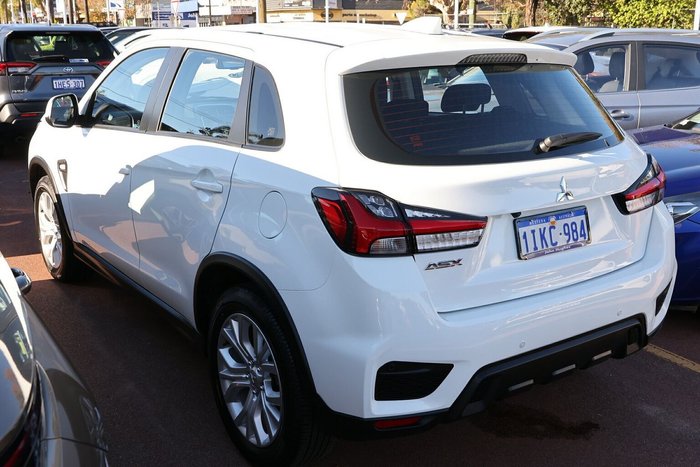 2024 Mitsubishi ASX ES