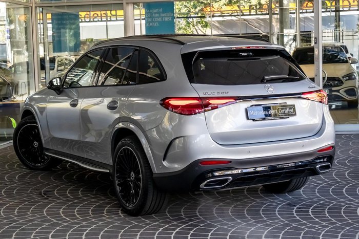 2025 Mercedes-Benz GLC-Class
