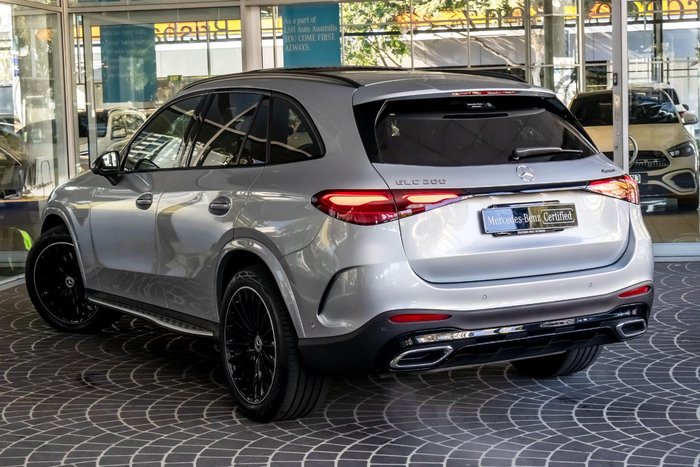 2025 Mercedes-Benz GLC-Class