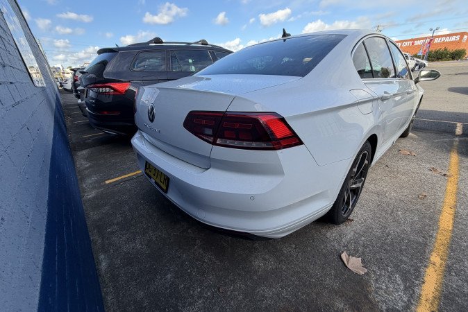 2022 VOLKSWAGEN PASSAT 140TSI BUSINESS