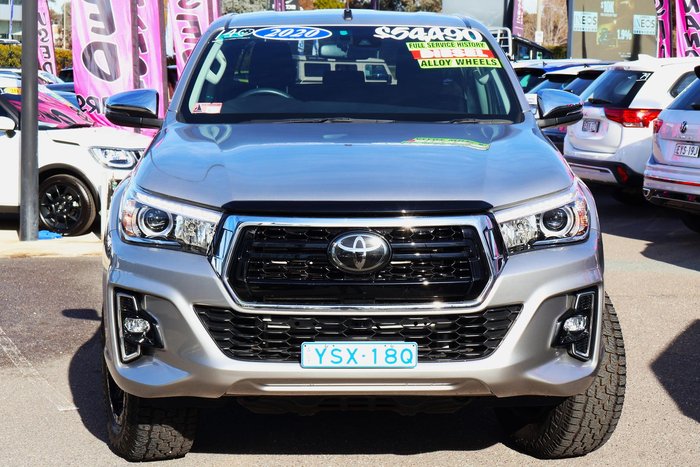 2020 Toyota Hilux SR5