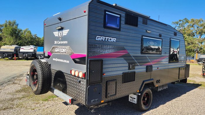 2022 JB Caravans Gator 17'10