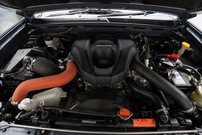 2020 Isuzu MU-X LS-U