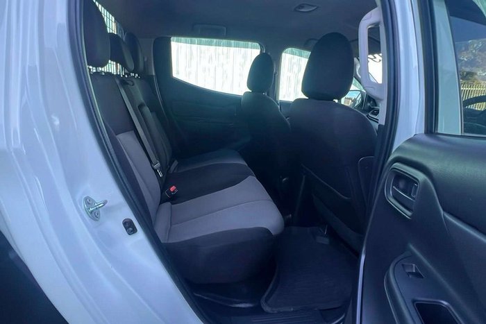 2021 Mitsubishi Triton GLX