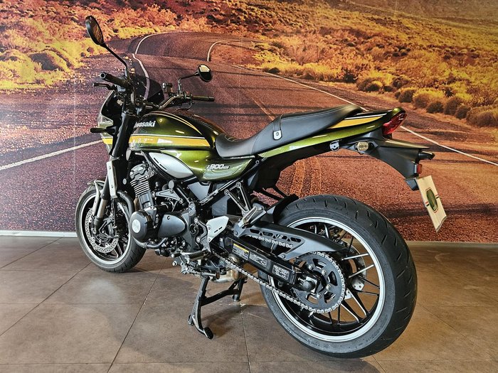 2021 Kawasaki Z900RS (Z900C) Z Green