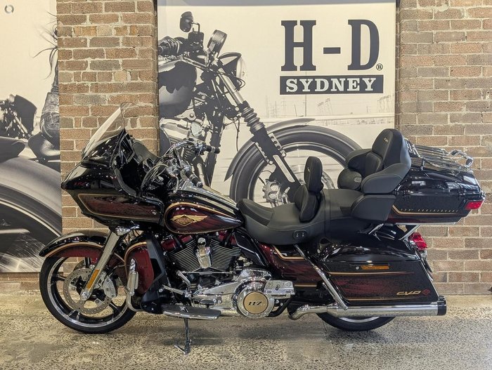 2023 Harley-Davidson CVO Road Glide Anniversary 117 (FLTRXSEANV) Touring Red