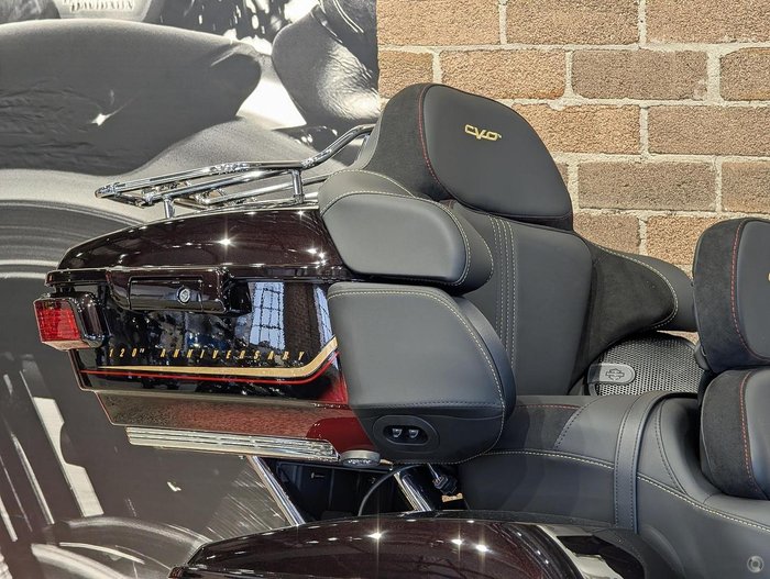 2023 Harley-Davidson CVO Road Glide Anniversary 117 (FLTRXSEANV) Touring Red