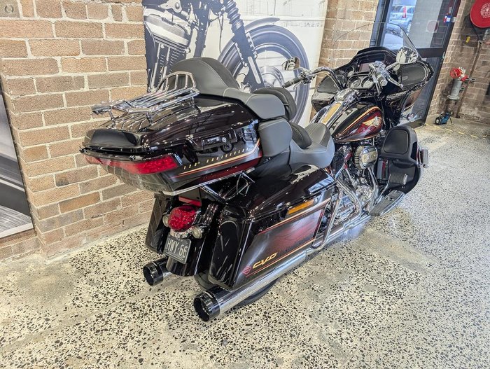 2023 Harley-Davidson CVO Road Glide Anniversary 117 (FLTRXSEANV) Touring Red