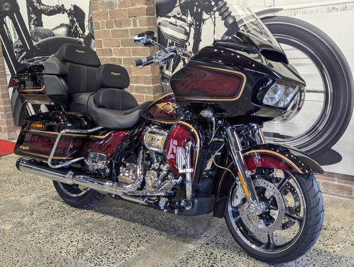 2023 Harley-Davidson CVO Road Glide Anniversary 117 (FLTRXSEANV) Touring Red