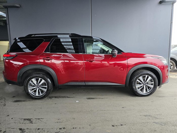 2024 Nissan Pathfinder Ti
