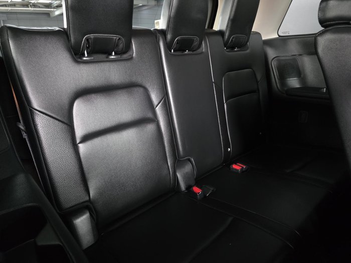 2024 Nissan Pathfinder Ti