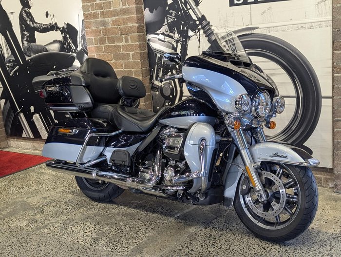 2019 Harley-Davidson Ultra Limited 114 (FLHTK) Touring Silver