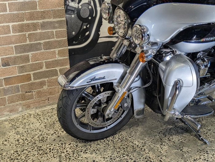 2019 Harley-Davidson Ultra Limited 114 (FLHTK) Touring Silver