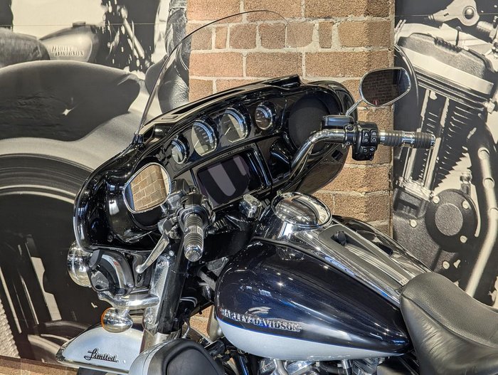 2019 Harley-Davidson Ultra Limited 114 (FLHTK) Touring Silver