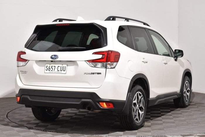 2021 Subaru Forester 2.5i