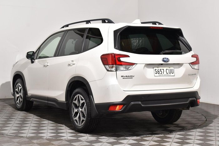 2021 Subaru Forester 2.5i