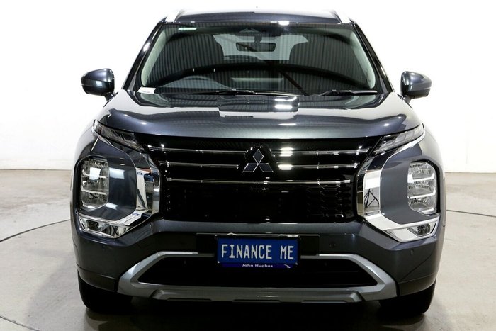 2025 Mitsubishi Outlander LS