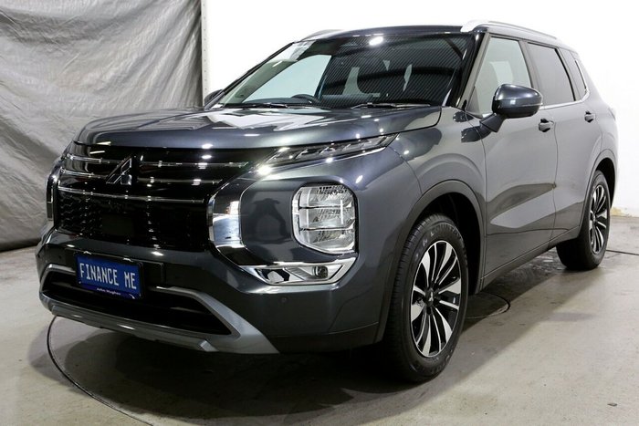 2025 Mitsubishi Outlander LS