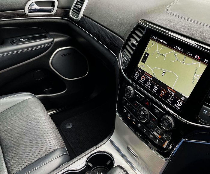 2020 Jeep Grand Cherokee Summit