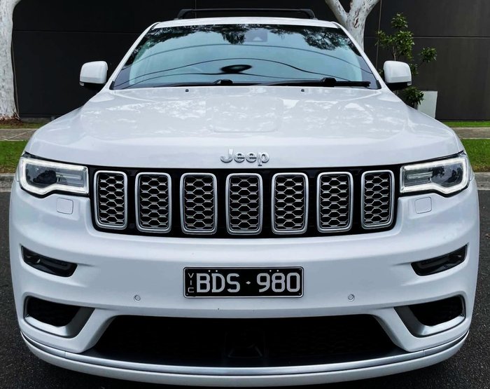 2020 Jeep Grand Cherokee Summit