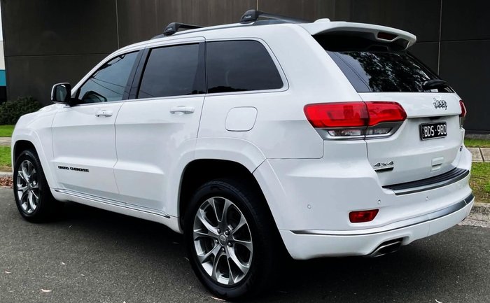 2020 Jeep Grand Cherokee Summit