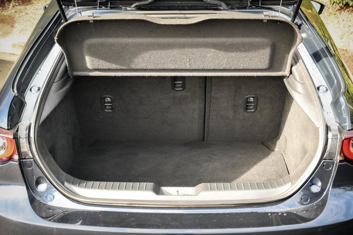 2024 Mazda 3 G25 Evolve SP