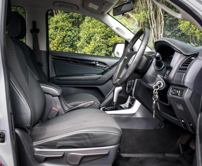 2020 Isuzu MU-X LS-U