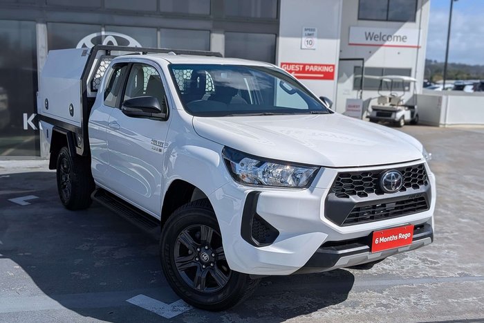 2024 Toyota Hilux