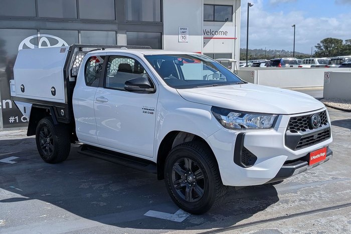 2024 Toyota Hilux