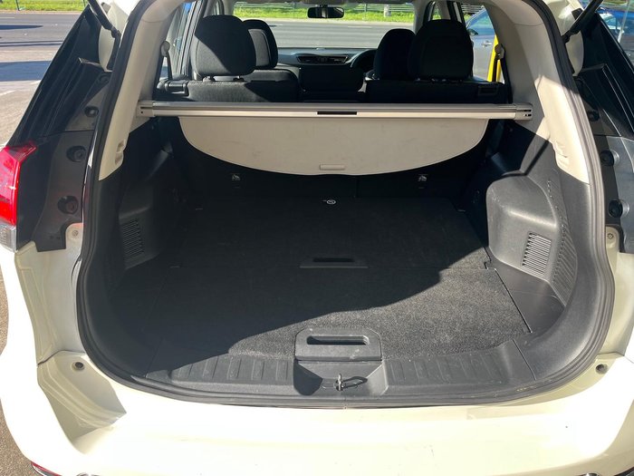 2021 Nissan X-TRAIL ST