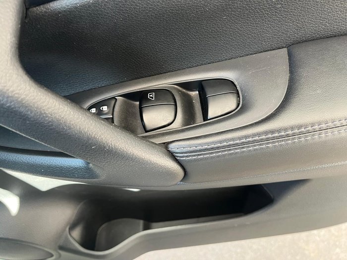 2021 Nissan X-TRAIL ST